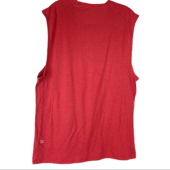 LULULEMON - Men’s Athletic Red Sleeveless Tank Top - Picture 4 of 6
